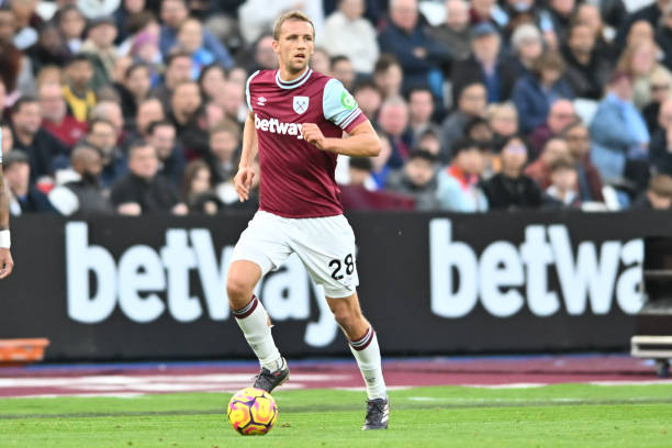 同时也让他 同时也让他