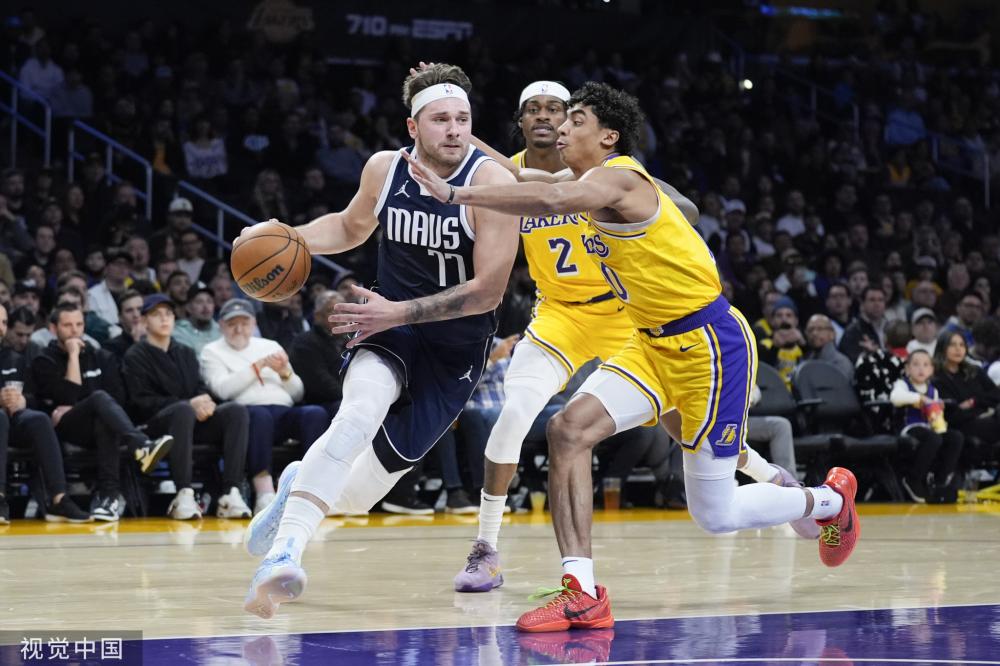 在每一届U 在每一届U